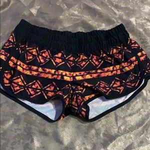Hurley women’s board shorts size med